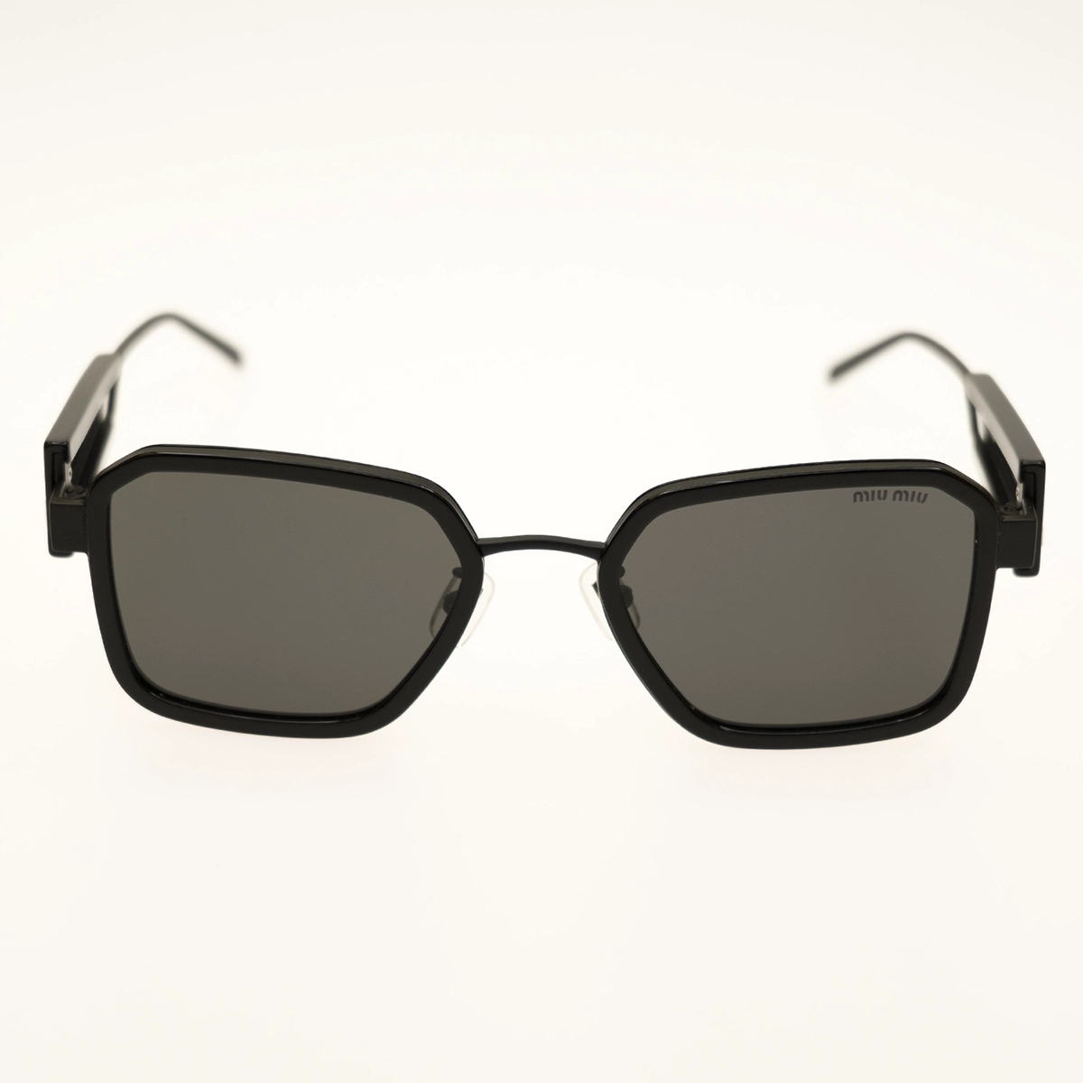 عینک آفتابی Miu Miu