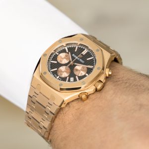 ساعت مچی مردانه کرنوگراف بند فلز AP